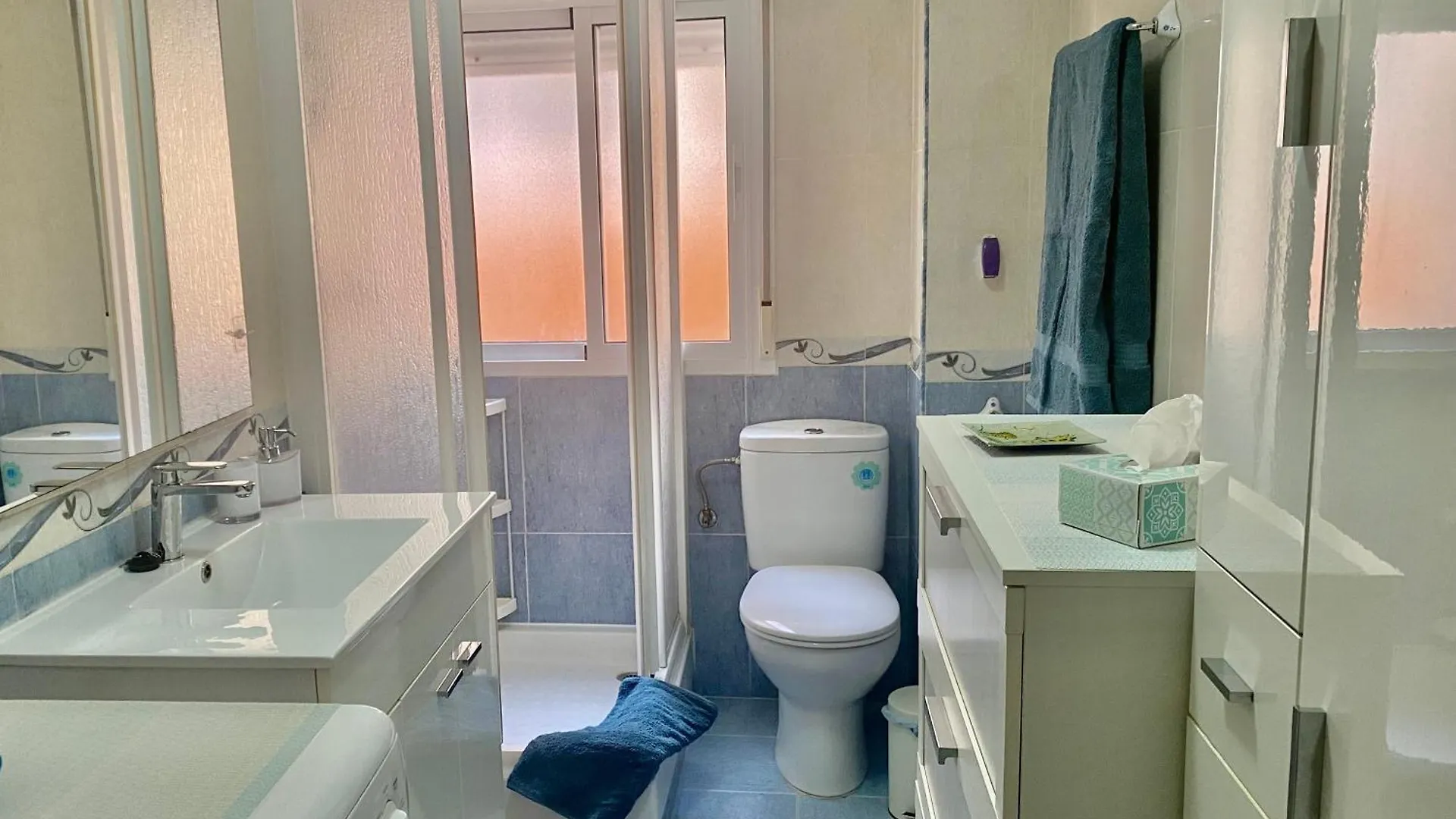 Primera Linea De Playa Y Centrico Fuengirola Apartment